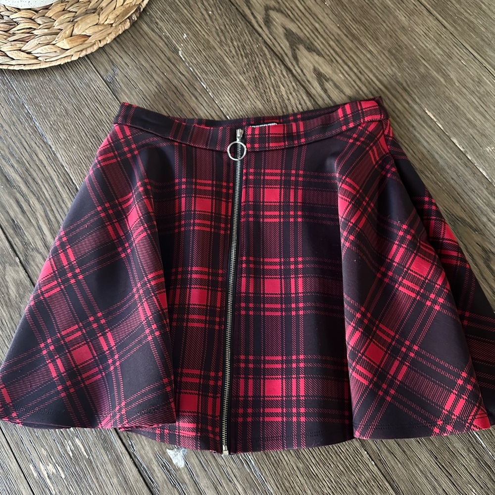 Hot topic plaid skirt